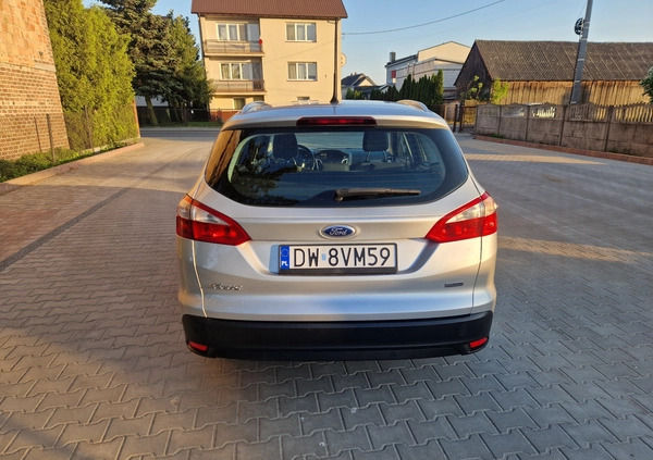 Ford Focus cena 24900 przebieg: 257350, rok produkcji 2012 z Sępólno Krajeńskie małe 407